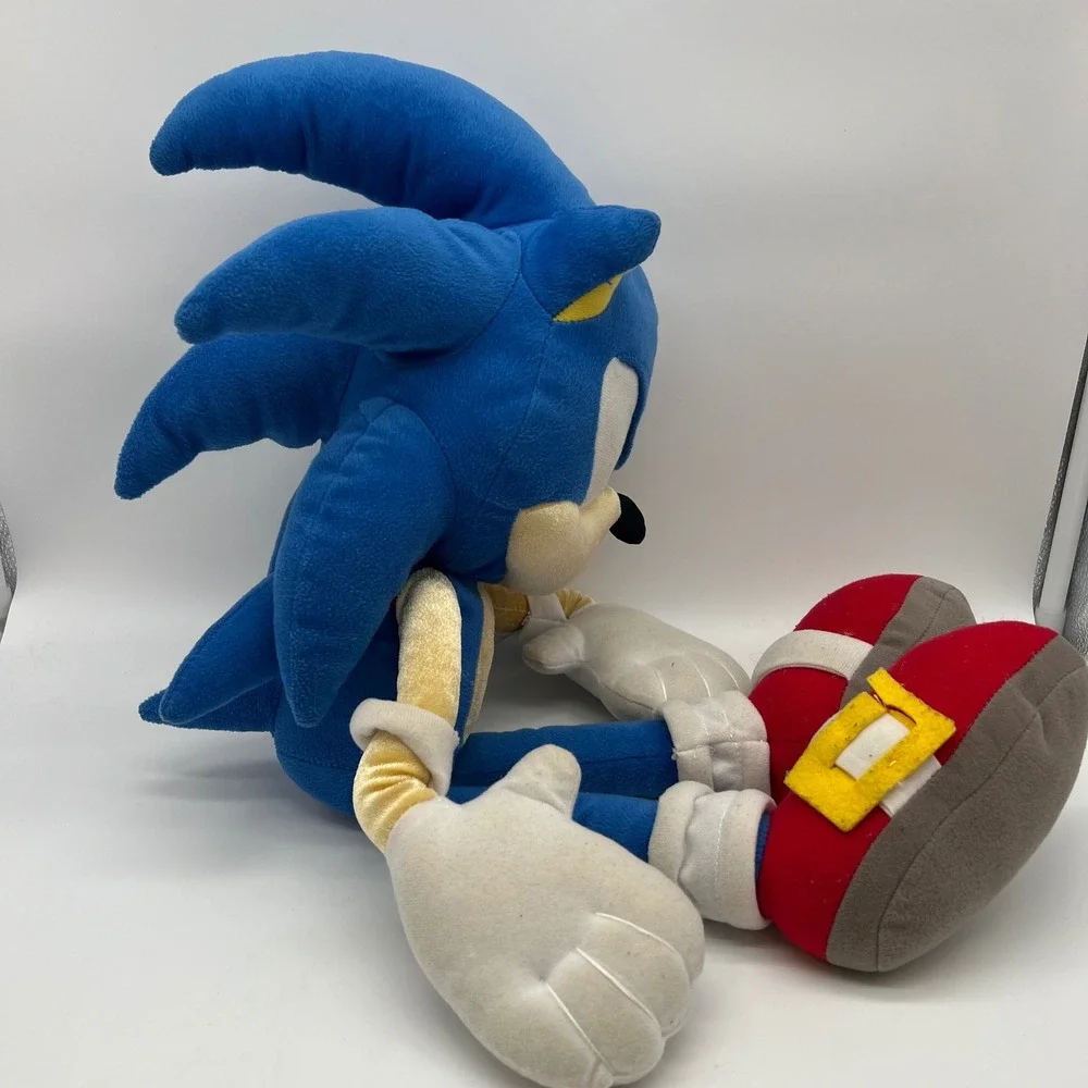 Sonic The Hedgehog Jumbo Plush Toy SEGA Blue Stuffed Animal Red Shoes VTG Y2K